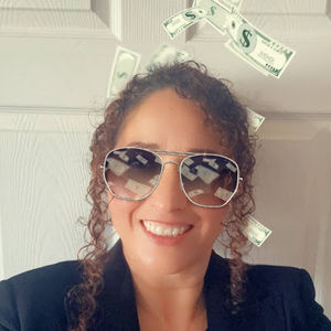 Meet your Posher, Reyna